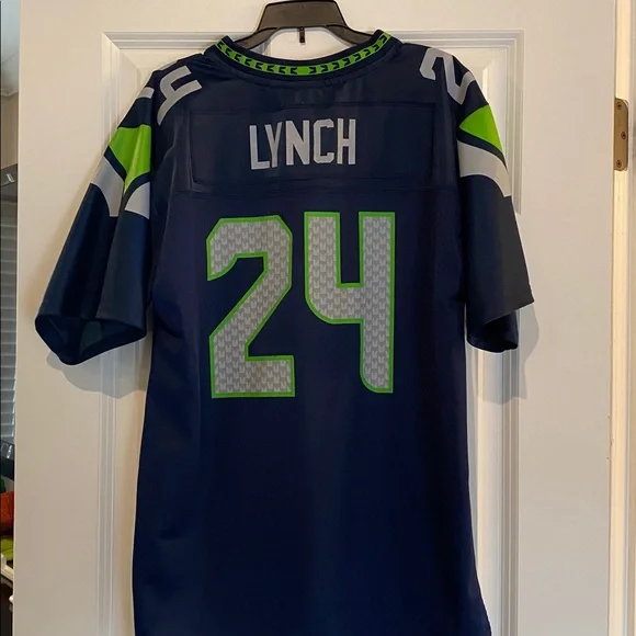 Marshawn Lynch Jersey - Picture 4 of 4